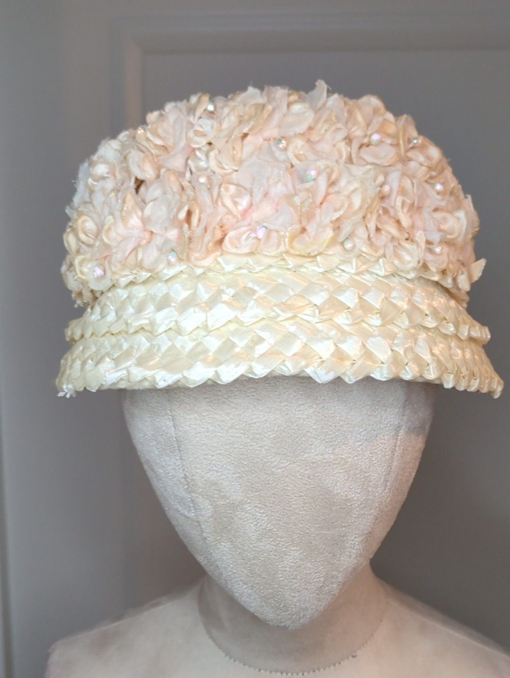 Vintage 60s Ivory Straw Cloche Hat Pink Floral Trim Mid Century Union Label - Picture 4 of 13